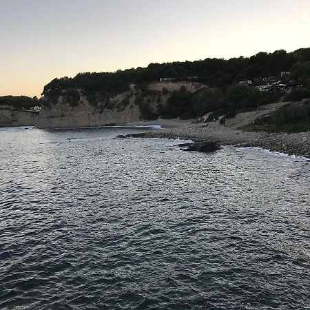 Baladrar מלון 3*